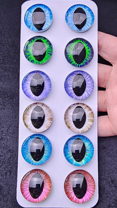 Dragon Pupils 6 Pair Set of 30mm in Gaze style - DROP